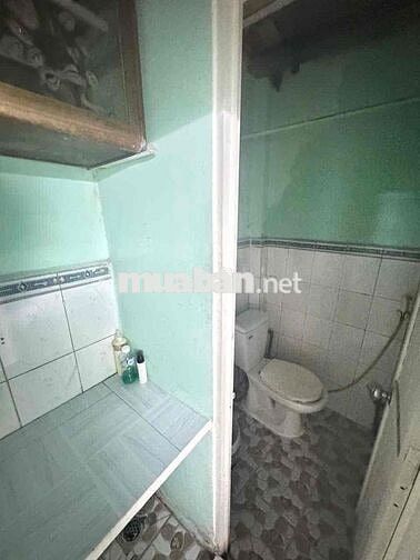 BÁN NHÀ HOÀNG DIỆU QUẬN 4 VỊ TRÍ ĐẸP THÔNG RA ĐƯỜNG MẶT TIỀN CHỈ 10m