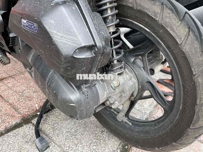 Honda Airblade 125 Fi 4 van màu đỏ đời cuối 2023