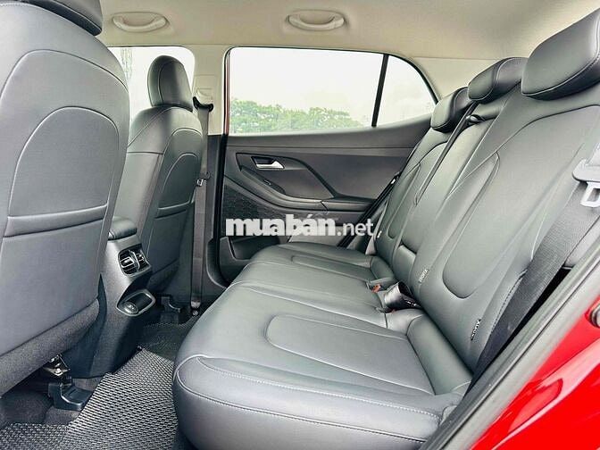 Hyundai Creta 1.5AT sản xuất 2022 màu đỏ