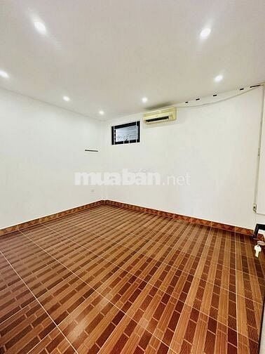 Chính chủ gửi bán nhà phân lô Đền Lừ  - ô tô chỗ qua nhà cực vip