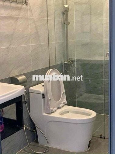 nhà hẻm oto 175m2 chính chủ, 5p ra siêu thị emart. hoa hồng 1%