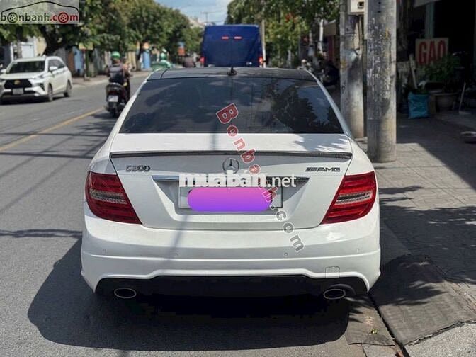 Mercedes C300 AMG Plus động cơ V6, sx 2013