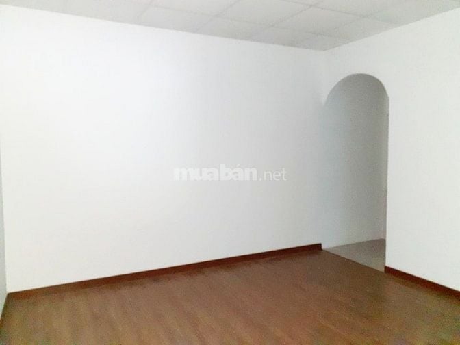 Cho thuê mặt bằng 3m x 15m mặt tiền Nam Kỳ Khởi Nghĩa, Quận 3