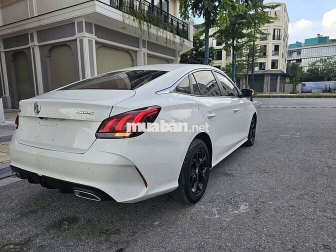 MG5 2022 dky 2023 màu trắng bản std
