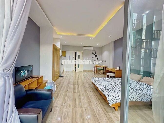 CHO THUÊ CĂN HỘ 1PN CÓ BALCONY NGAY VÒNG XOAY NGÃ 7, Quận 10