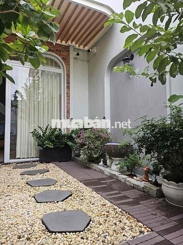NHÀ MỚI Ở NGAY HƯƠNG LỘ 3,BHH,BÌNH TÂN. HẺM THOÁNG,NGANG LỚN 12M X 17M
