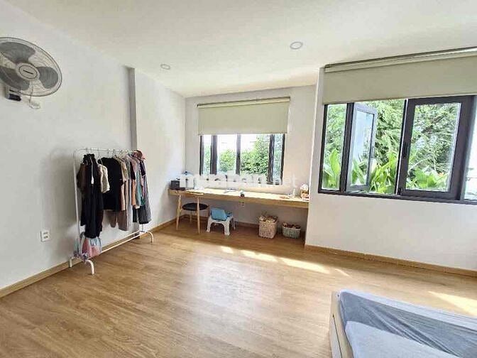 CẠNH BV THỦ ĐỨC, NHÀ 3 TẦNG TÂM HUYẾT ĐẸP LUNG LINH 67M2