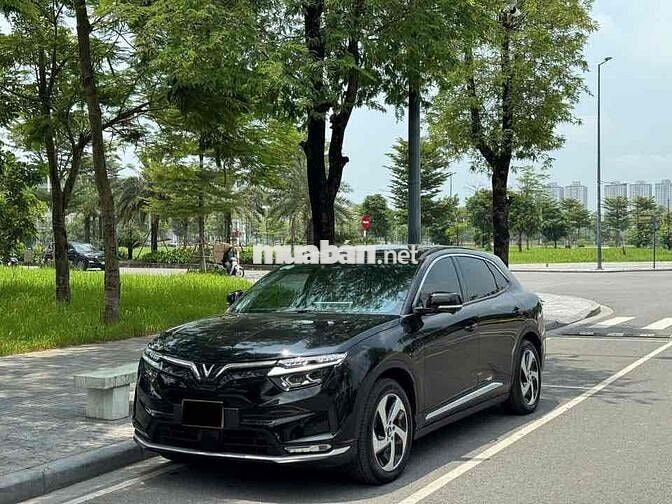 VinFast VF8 2022 Eco - xe đi 3v6
