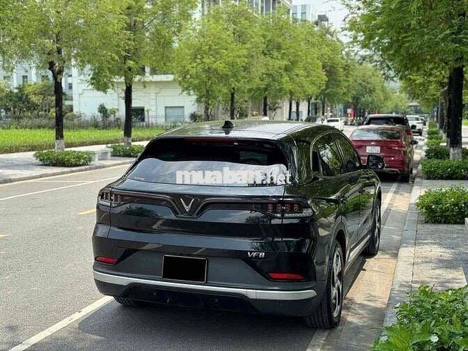 VinFast VF8 2022 Eco - xe đi 3v6