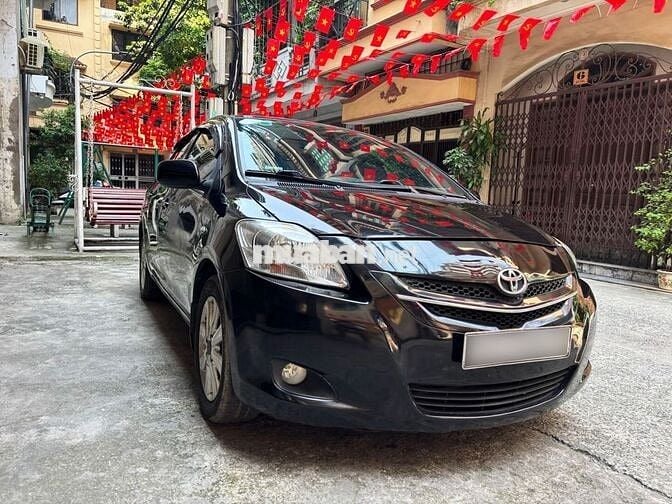 Toyota Yaris 2009 1.3 AT - 130000 km