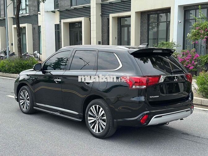 Mitsubishi Outlander 2022 2.0 CVT Premium - 38000
