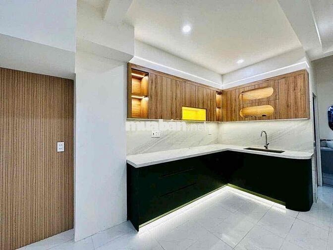 Nhà Lầu Đẹp Mới Xây Full Nội Thất - Ô Tô Thoải Mái