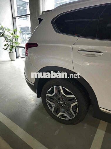 Hyundai Santa Fe 2024 Cao cấp 2.2L HTRAC - 13000 k
