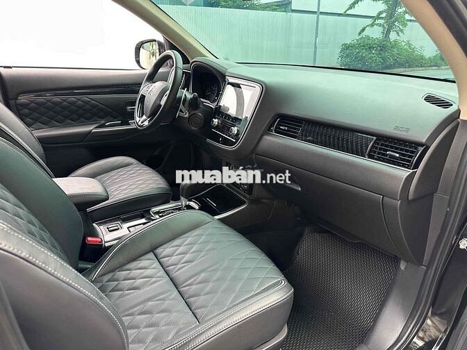 Mitsubishi Outlander 2022 2.0 CVT Premium - 38000