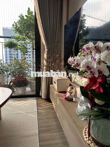 (VIEW BỂ BƠI) THE MIAMI 2N+1 decor xinh xắn, tầng trung, view triệu đô