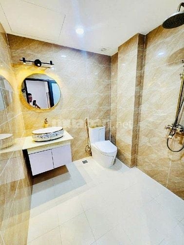 Bán nhà ngõ 155 Đặng Tiến Đông, nhà mới đẹp, sổ đỏ chính chủ