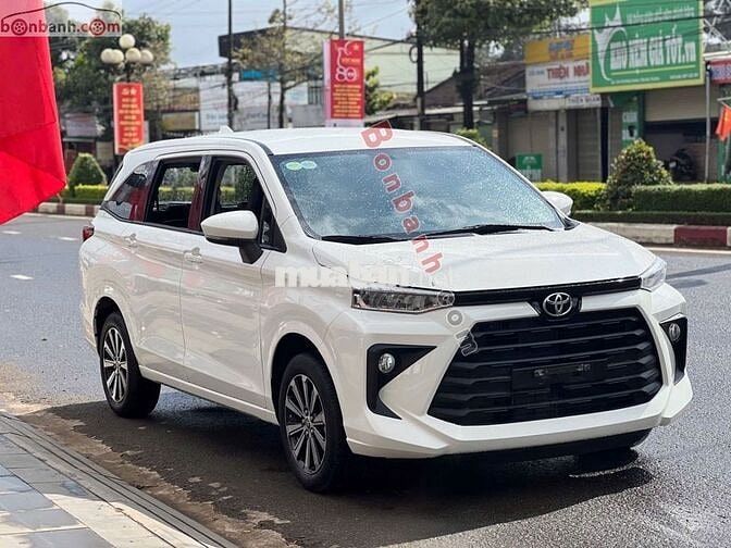 Toyota Avanza Premio 1.5 AT 2022 - 498 Triệu