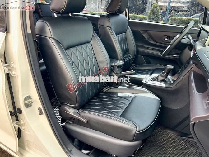 Toyota Avanza Premio 1.5 AT 2022 - 498 Triệu
