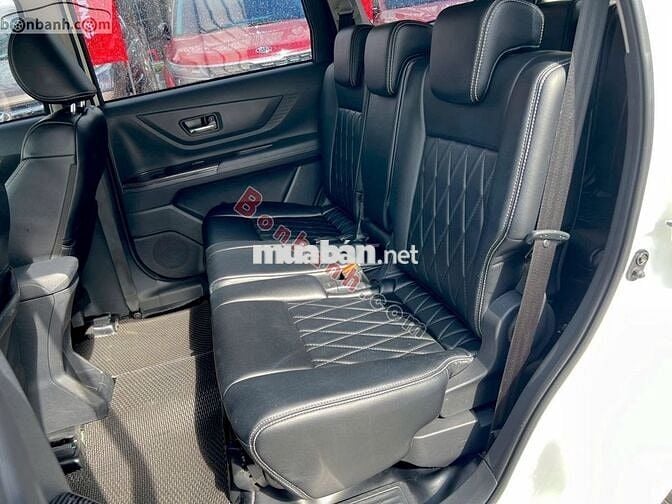 Toyota Avanza Premio 1.5 AT 2022 - 498 Triệu