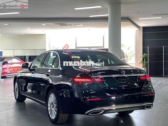 Mercedes Benz E200 Exclusive 2025 - 2 Tỷ 099 Triệu