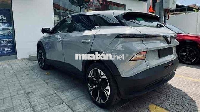 VF6 PLUS HỔ TRỢ MUA XE VAY VỐN 90%