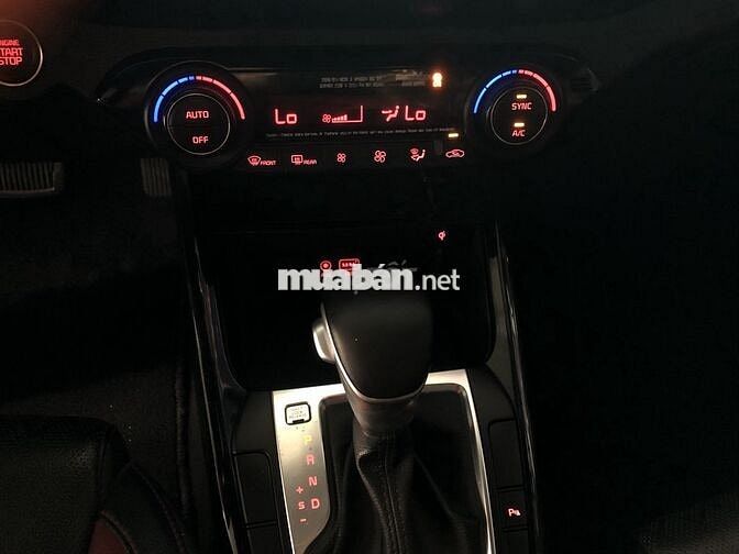 Kia Cerato 2021 2.0 AT PREMIUM - 45.000 km