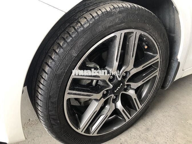 Kia Cerato 2021 2.0 AT PREMIUM - 45.000 km
