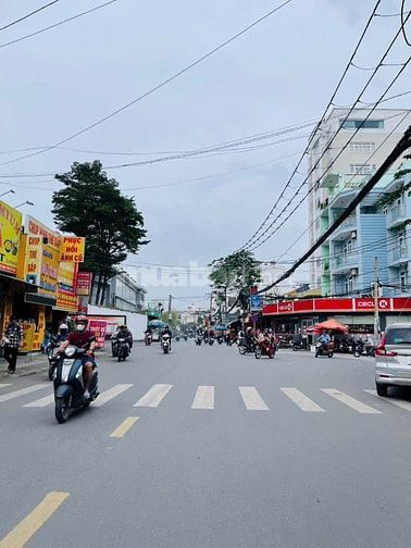 MTKD ngang 4.2m 56m2 KD sầm uất 4L ngay CV cạnh Dương Quảng Hàm 15 tỷ