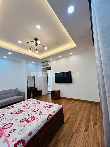 Cho thuê biệt thự Villa Park full nội thất 25 Tr- Huyền 0909394065