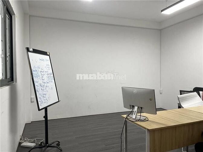 Cho thuê văn phòng tại Tân Bình, Diện tích: 16m2 (4 x 4)