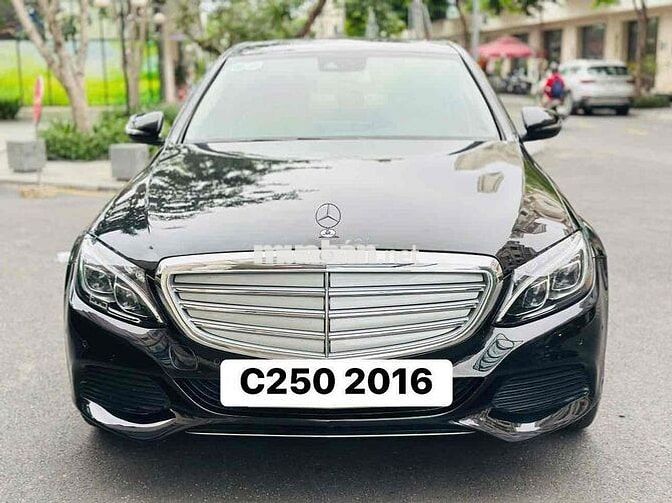 Mercedes Benz C Class 2015 C250 Exclusive - 78000