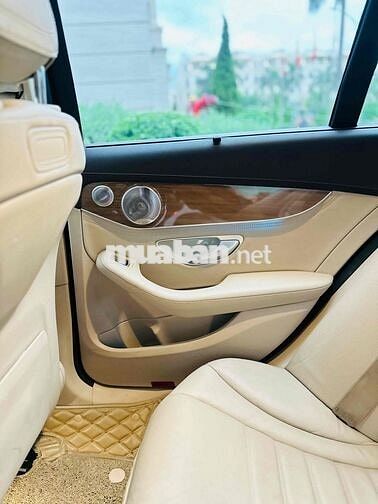 Mercedes Benz C Class 2015 C250 Exclusive - 78000