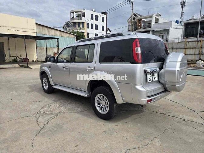 Ford Everest 2012 2.5L 4x2 MT - 162000 km