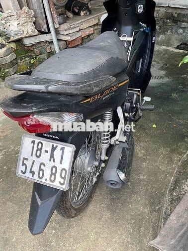 Honda Blade 2024 màu đen chạy được 2000km