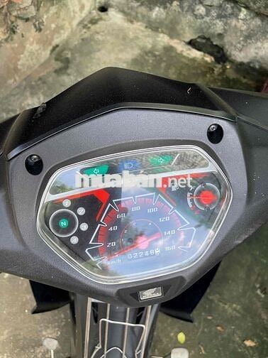 Honda Blade 2024 màu đen chạy được 2000km
