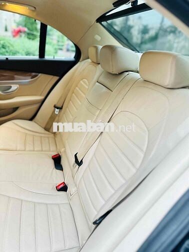 Mercedes Benz C Class 2015 C250 Exclusive - 78000