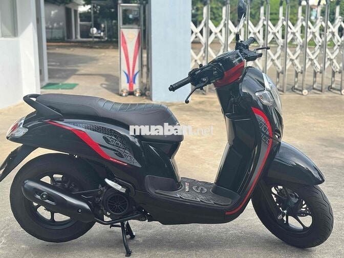 Scoopy đk 2020 máy nhập xe zin chất chính chủ bán