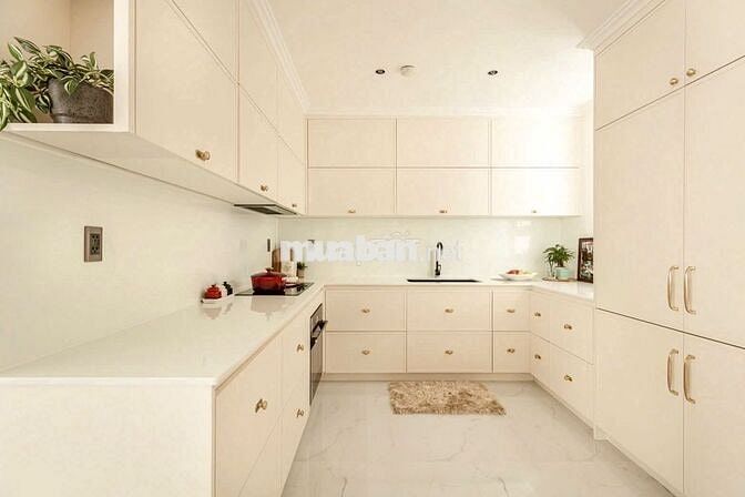 Bán CC tầng cao - 3 PN - 152m2 - Giá: 8.2 tỷ - Ascent Lakeside, Q7.
