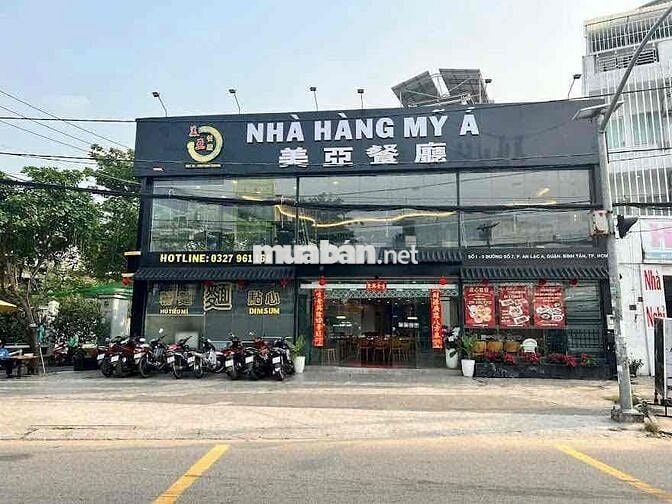 Sang mặt bằng nhà hàng kèm cơ sở vật chất - Kinh Doanh ổn định
