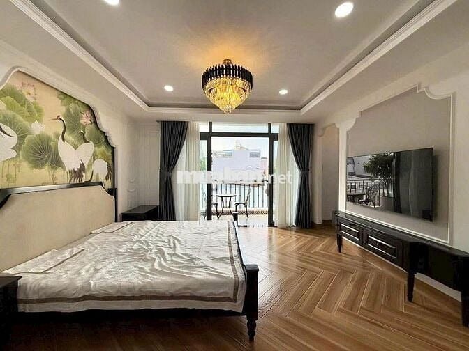 SIÊU PHẨM NHÀ ĐẸP - 541C Huỳnh Văn Bánh  - 8x18 580m sàn CÓ THANG MÁY