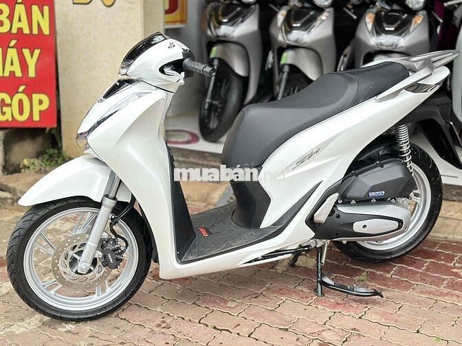 KHÁCH BỎ QUÊN THANH LÝ SH 2024  ODO : 1000km