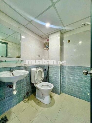 Đi Bộ Sang Hutech 10 Bước, Full Tiện Nghi, Sát Q1 vs Metro ...