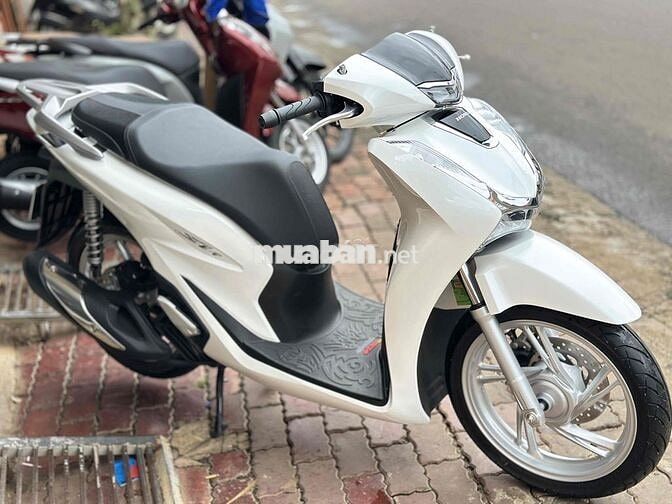 KHÁCH BỎ QUÊN THANH LÝ SH 2024  ODO : 1000km