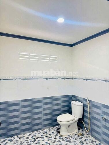 Bán nhà vưòn 790 triệu gần ql1a, vòng xoay an lạc