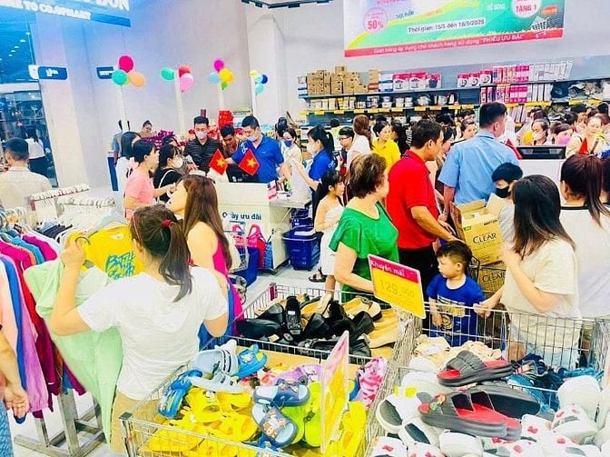 Quầy Hàng Siêu Thị Cần Tuyển Nhân Viên Thu Ngân, Bán Hàng, Bảo Vệ