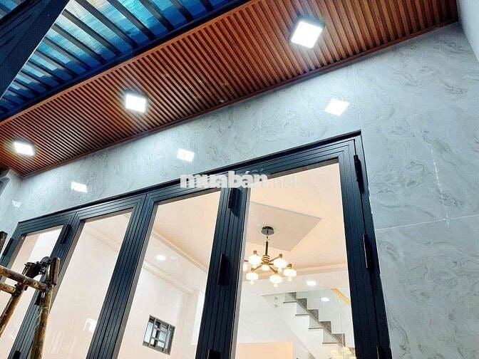 CHO THUÊ NHÀ NGUYÊN CĂN GẦN TRƯỜNG UFM SÁT QUẬN 4