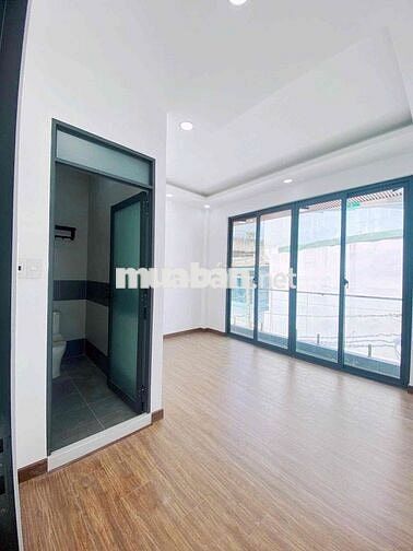 CHO THUÊ NHÀ NGUYÊN CĂN GẦN TRƯỜNG UFM SÁT QUẬN 4