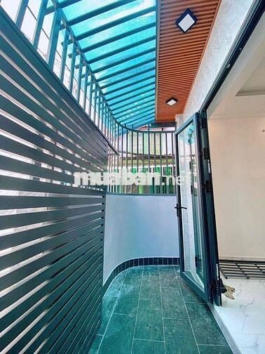 CHO THUÊ NHÀ NGUYÊN CĂN GẦN TRƯỜNG UFM SÁT QUẬN 4