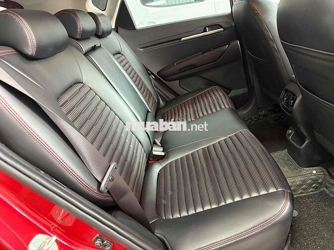 Kia Sonet 2023 Premium 1.5 AT - 16000 km
