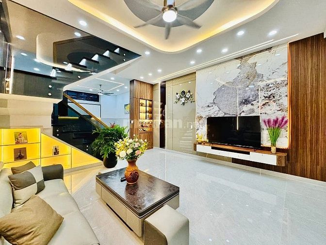 Bán gấp nhà riêng đường Bình Giã,p13, Tân Bình. Chỉ 3,25tỷ.60m2